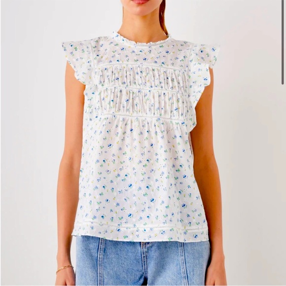 NWOT RAILS Filomena Top Bluebell Eyelet size Medium - Picture 1 of 12